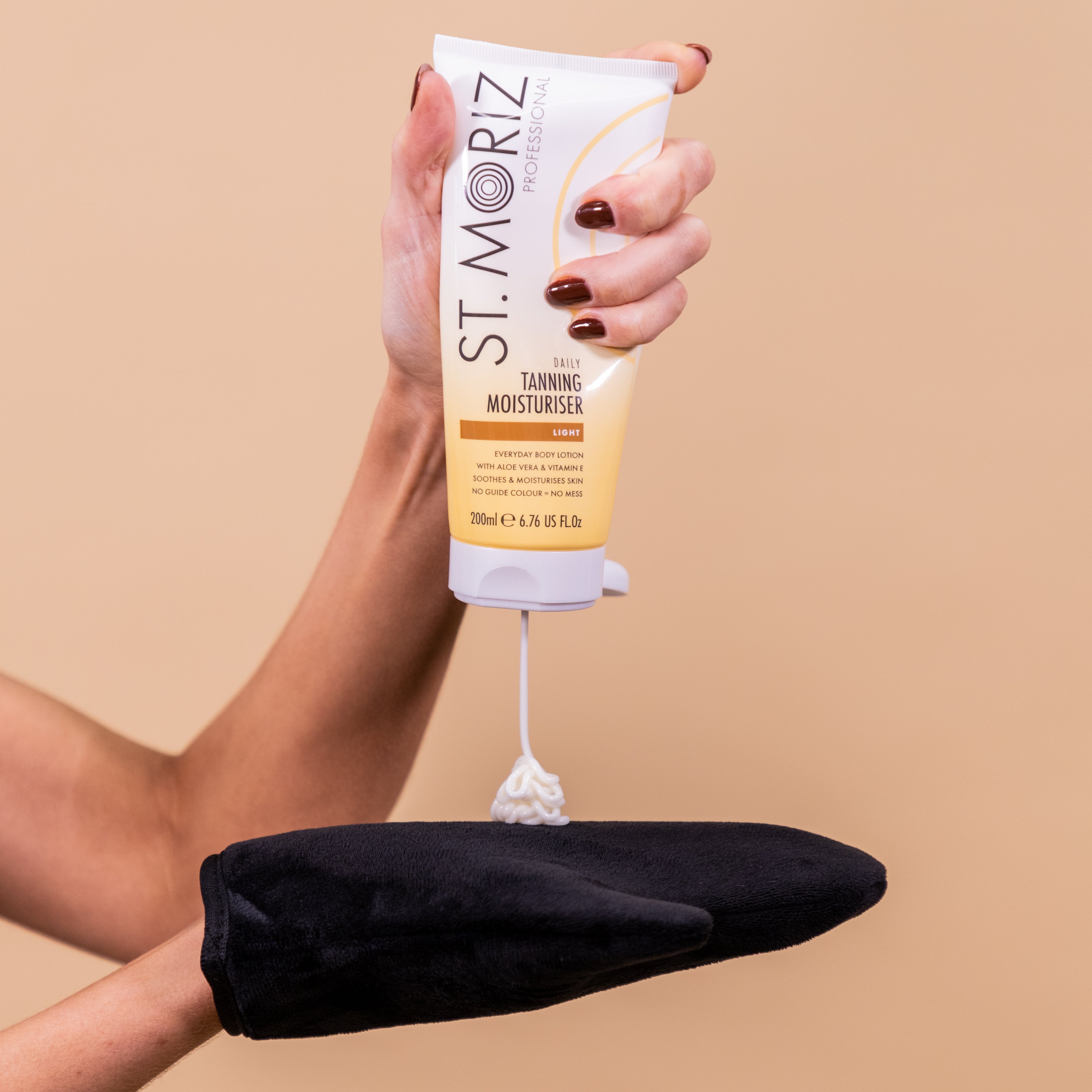 Professional Gradual Daily Self Tanning Moisturiser, 200ml
