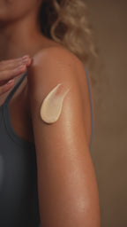 Advanced Illuminating Gradual Tan Lotion, 150ml